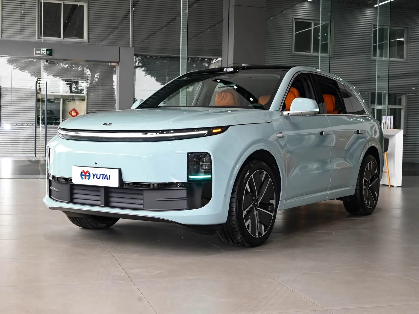 2025 Li AUTO L6 exterior