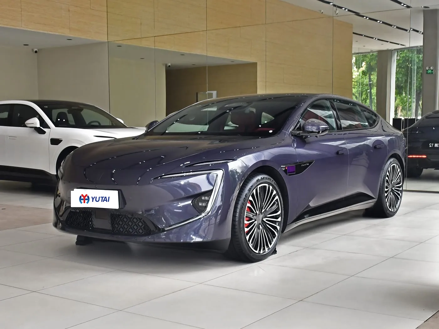 2025 AVATR 12 exterior